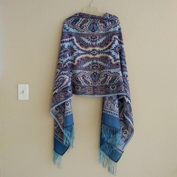 Pavlovo Posad Accessories - 100% Wool Shawl Wrap, NEW